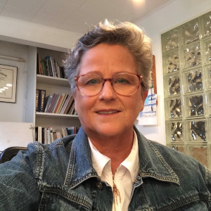 Coach Linda Blade