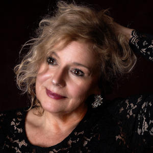 Donna Lorraine